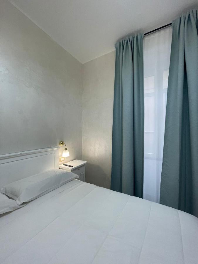 Hotel La Casa In Centro Salerno Zewnętrze zdjęcie