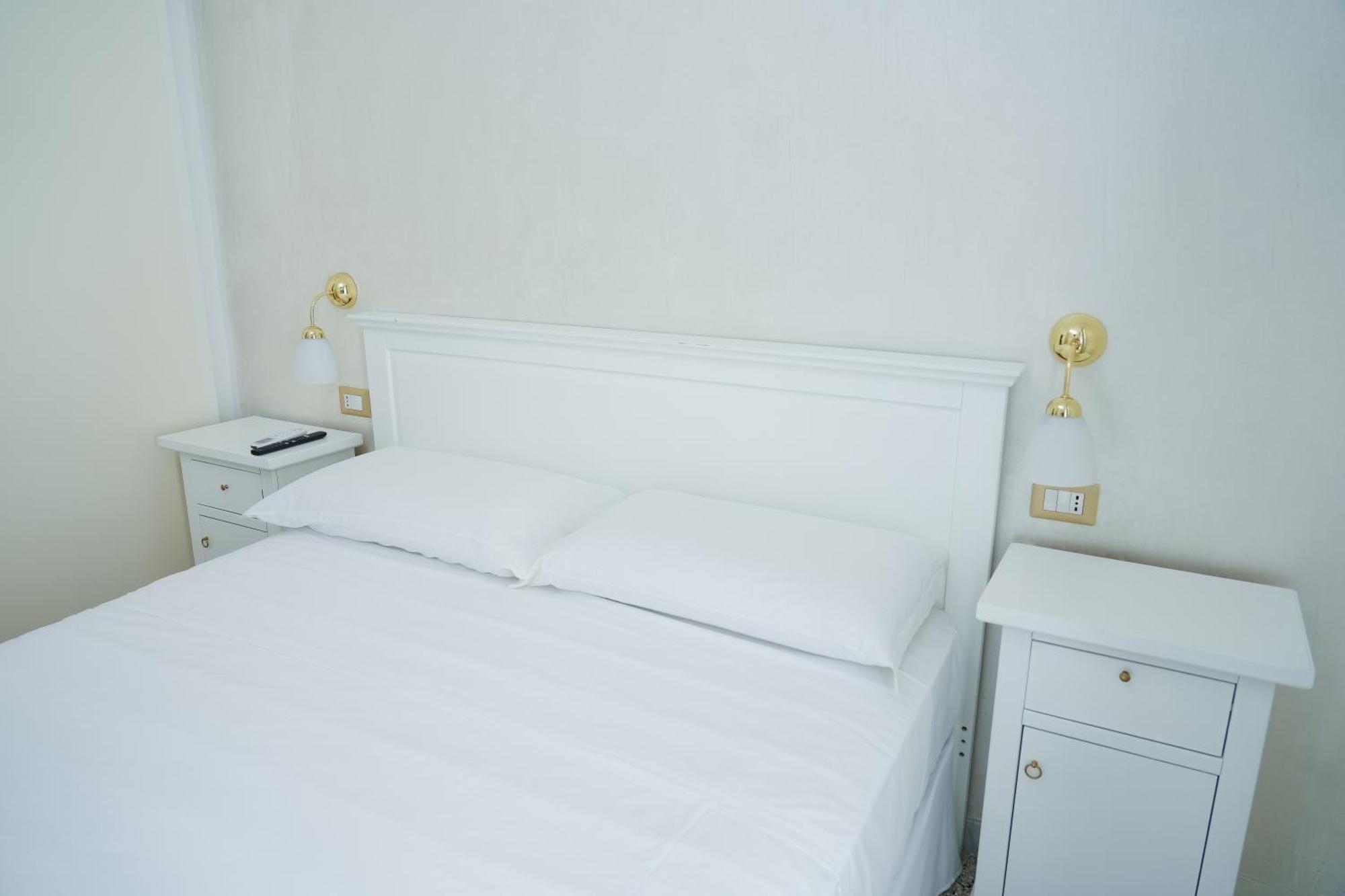 Hotel La Casa In Centro Salerno Zewnętrze zdjęcie